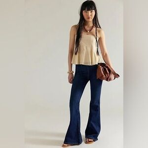 NWT Free People/We The Free Keira Pull-On Flare Jeans-Blue Nights